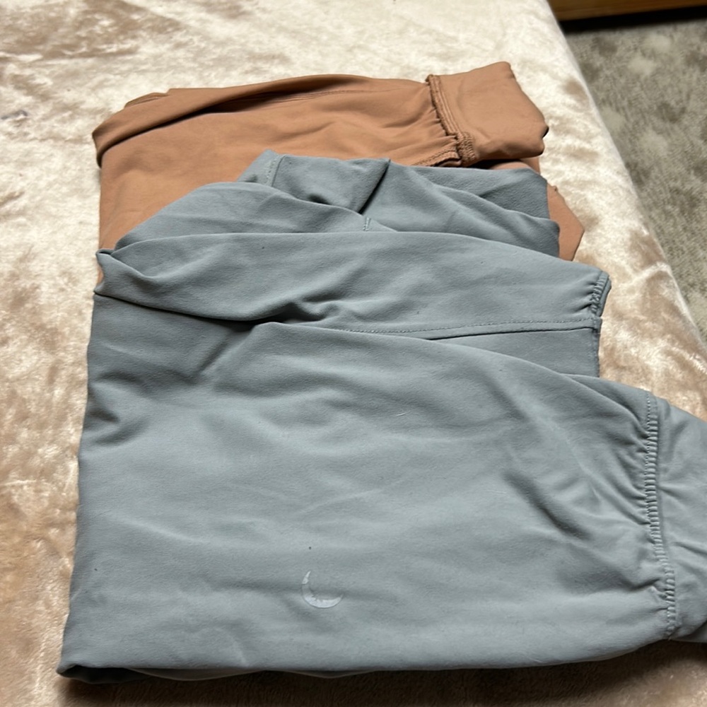 Zyia joggers gray and copper size XL